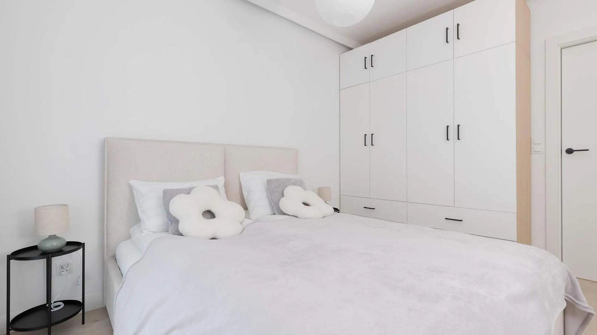 Bright Apartment Tarasy Baltyku By Noclegi Renters Gdansk