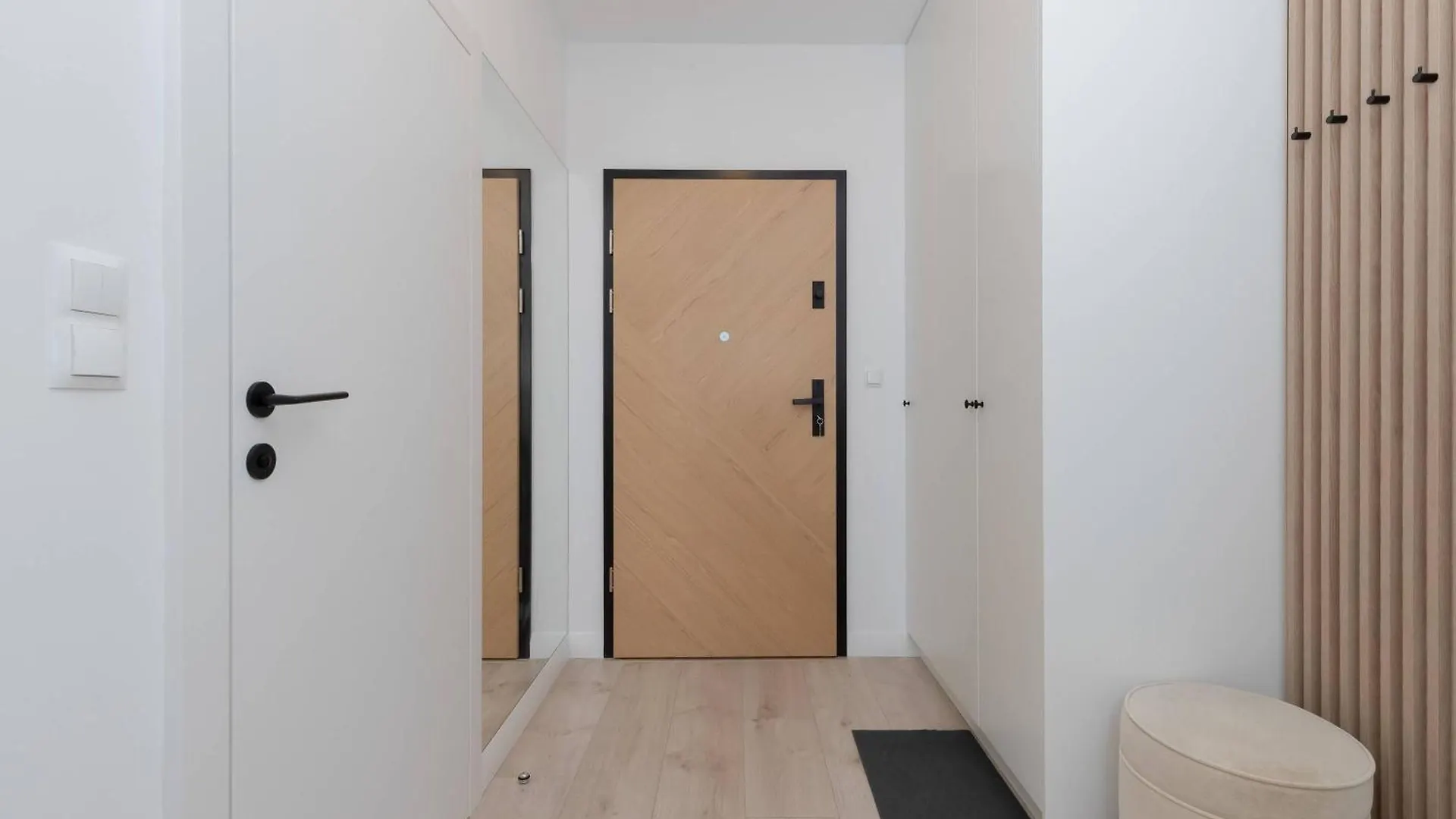 Bright Apartment Tarasy Baltyku By Noclegi Renters Gdansk